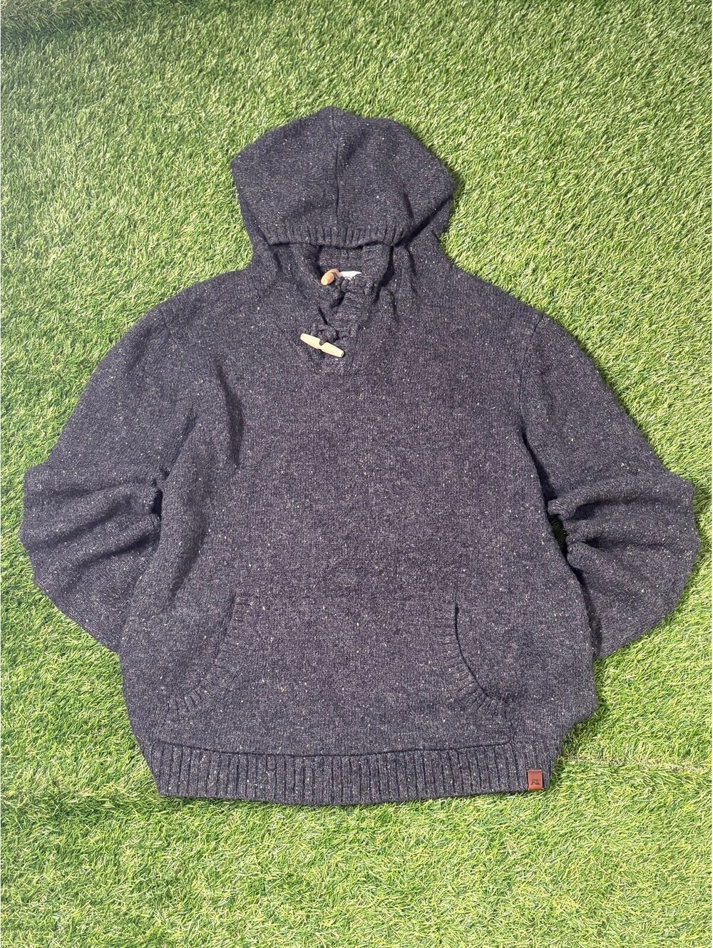 Vintage Quiksilver Hooded Pullover Sweater 100% Genuine Wool Mens Size L